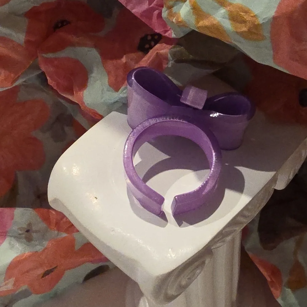 Purple Bow Acyrlic Adjustble Ring | NWOT